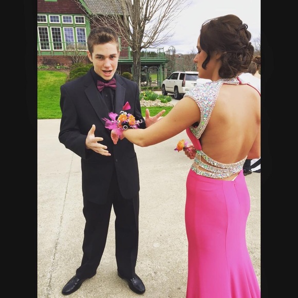 Prom Dress - Picture 2 of 4